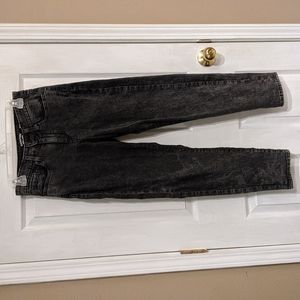 Size 4 Signature Levi Strauss Mid-Rise Slim Cut Jeans Dark Heathered Grey